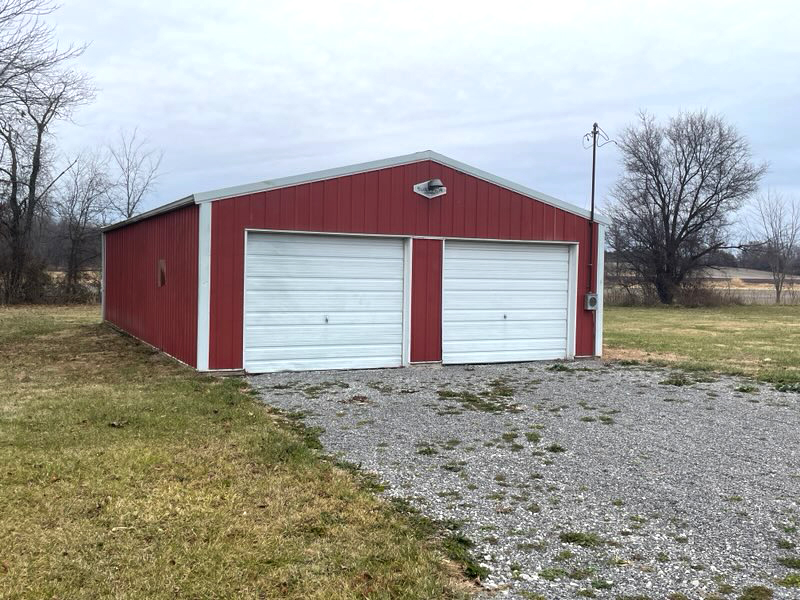 R1486 2493 Co Rd 715N, Fairfield IL Pollard Realty