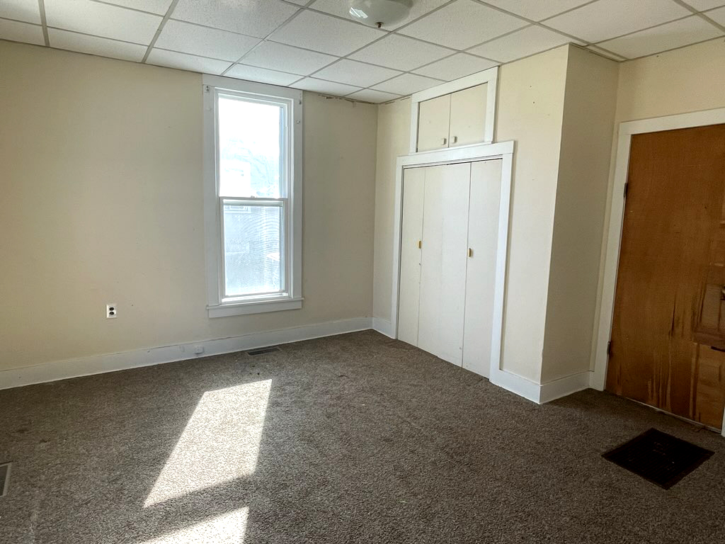 R1495 403 NW 6th St, Fairfield, Illinois Pollard Realty