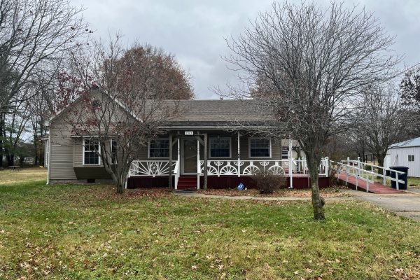 R-1568 ~ 201 Center St, Cisne, IL 62823