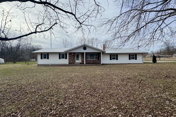 R-1574 ~ 1023 County Highway 1, Fairfield, Illinois