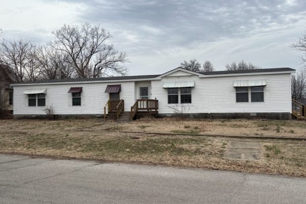 R-1591 ~ 501 W Water St, Fairfield, Illinois