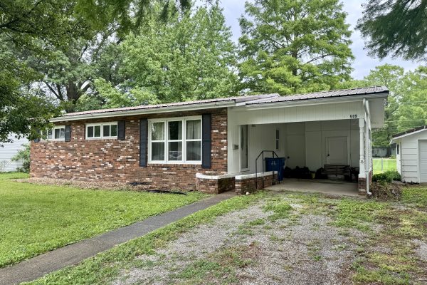 R-1610 ~ 509 Shoreway Dr, Fairfield, Illinois