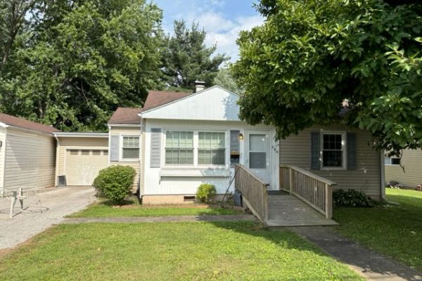 R-1626 ~ 506 NW 9th St, Fairfield, Illinois