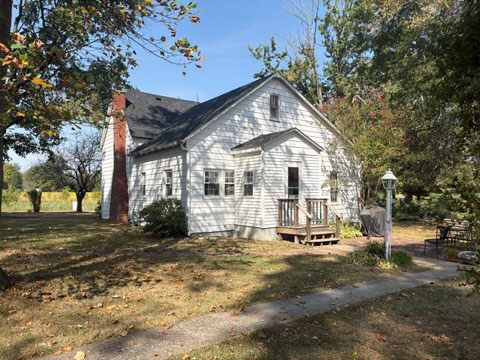 R-1645 ~ 431 N Washington St, Geff, Illinois