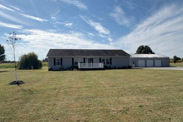 R-1636 ~ 1405 SW 7th St, Fairfield, Illinois