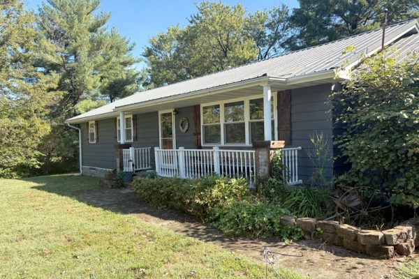 R-1646 ~ 1312 S 1st St, Fairfield, Illinois