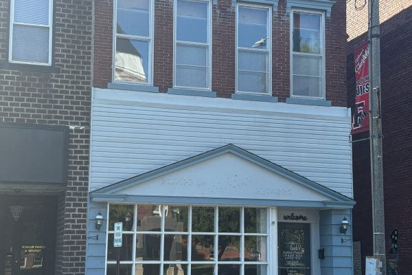 C-247 ~ 310 E Main St, Fairfield, Illinois