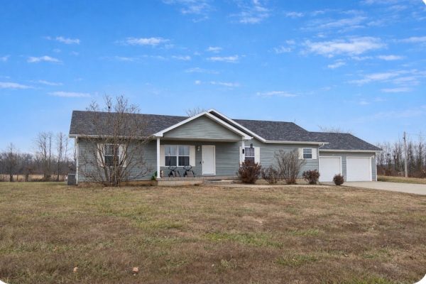 R-1665 ~ 1817 Co Rd 445N, Fairfield, Illinois