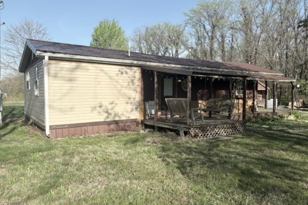 R-1679 ~ 1075 Co Rd 555E, Wayne City, Illinois