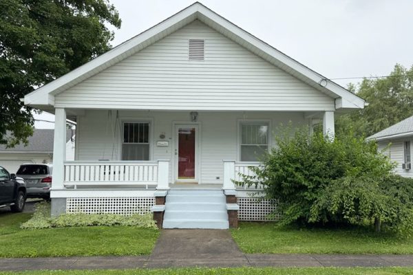 R-1704 ~ 106 W Sibley St, Fairfield, Illinois
