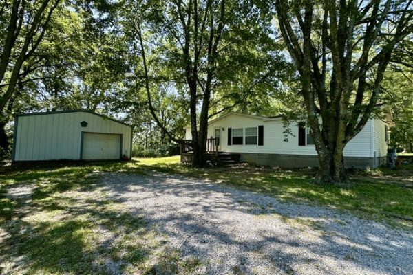 R-1723 ~ 329 Co Rd 1800E, Barnhill, Illinois